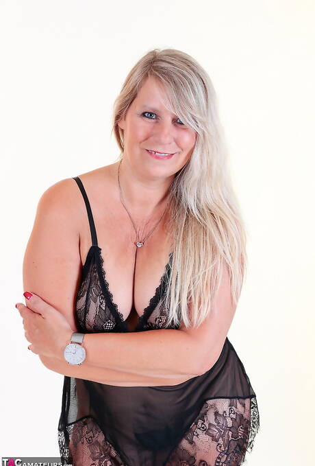 TAC Amateurs picture collection featuring Sweet Susi xxx gallery 273580