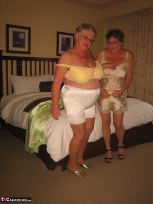 TAC Amateurs are pleased to offer you xxx pics featuring Girdle Goddess in lesbian fun scene